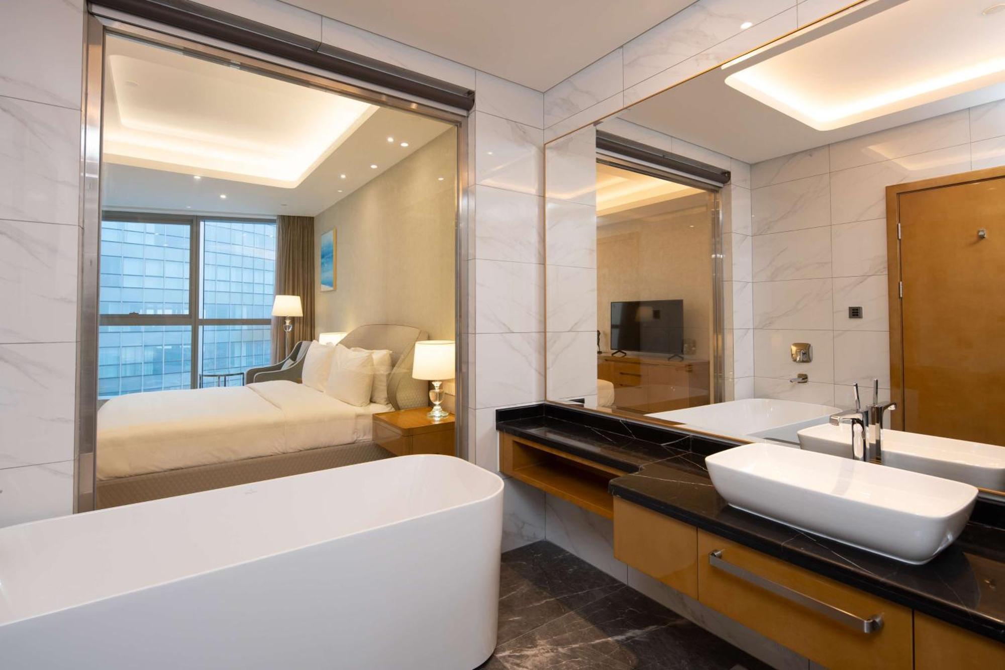 Hilton Brazzaville Les Tours Jumelles Hotel & Residences Eksteriør billede