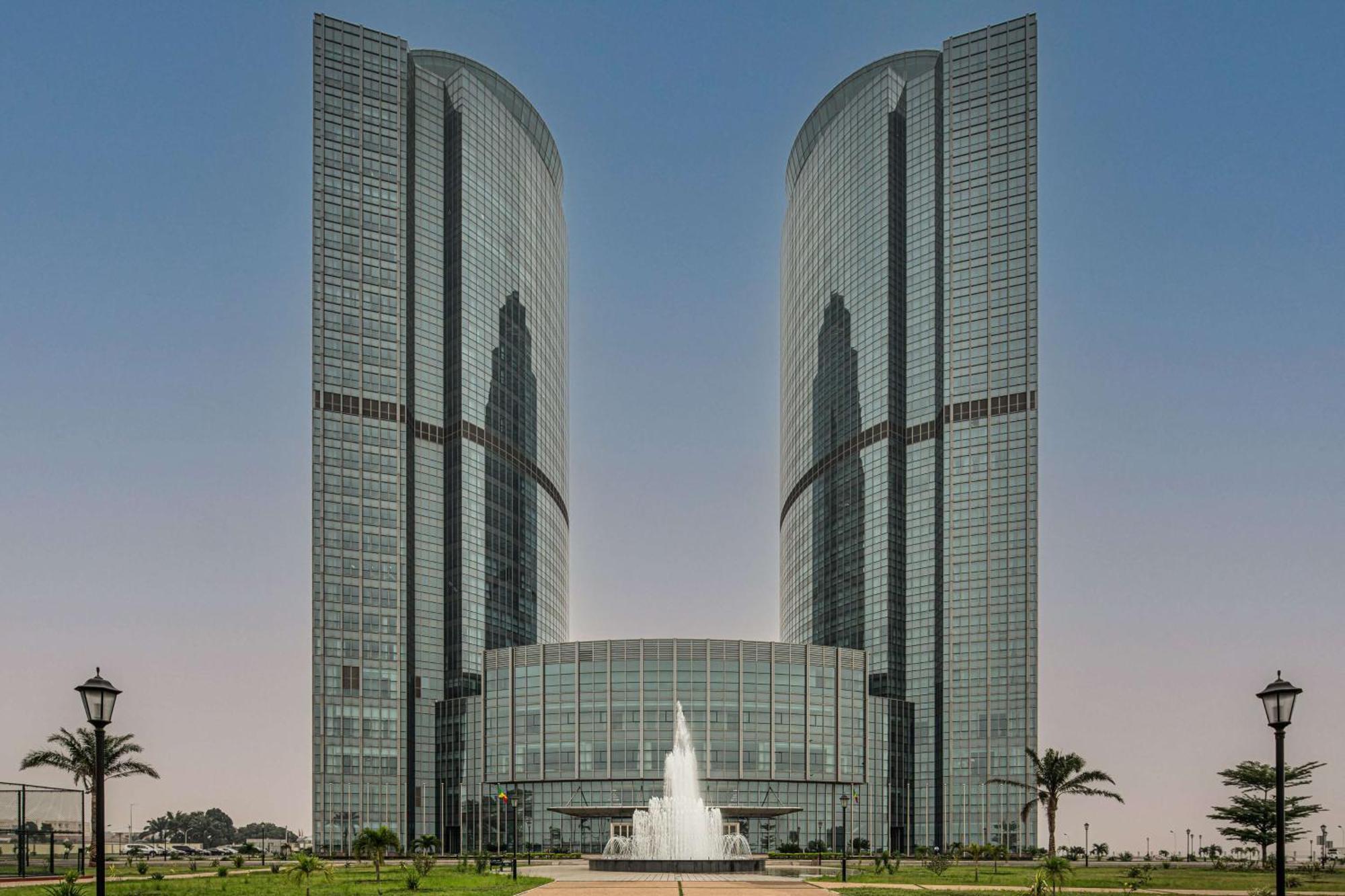 Hilton Brazzaville Les Tours Jumelles Hotel & Residences Eksteriør billede